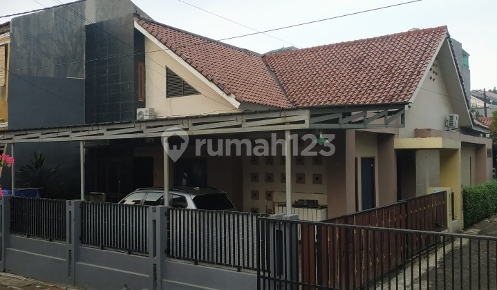 Rumah Non Komplek, Shm, Bebas Banjir,akses 2 Mobil Di Limo, Depok Rumah Non Komplek, Shm, Bebas Banjir,akses 2 Mobil Di Limo, Depok