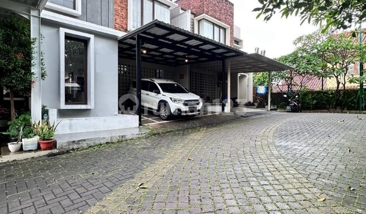 Townhouse 3 Lantai 2