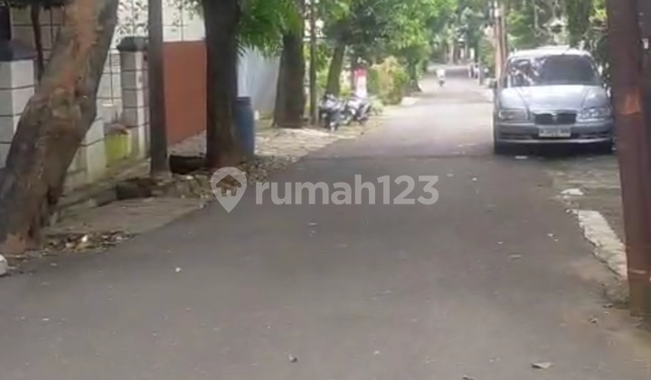 Rumah 1.5 Lantai, Asri dan Tenang, Strategis di Jagakarsa, Jaksel 2