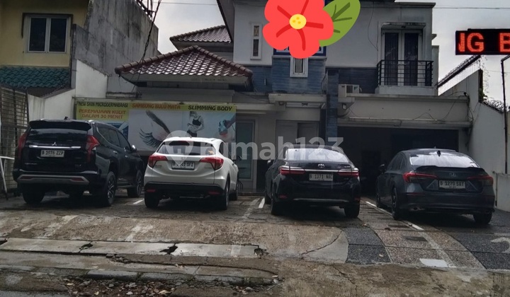 Rumah Pinggir Jalan, Cocok untuk Usaha,Kantor, Salon, Lebak Bulus