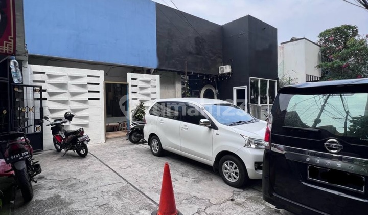 Shop House Below NJOP, Suitable for Business, Investment in Prapanca, South Jakarta 2