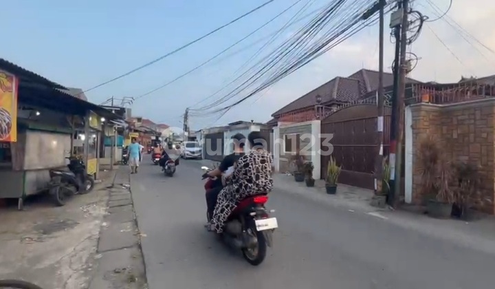 Wide House with Certificate, Beside Cisalak Street, Cimanggis, Depok