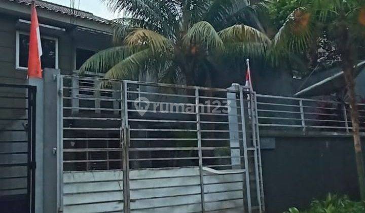 Rumah 2 Lantai, Shm, Asri, One Gate System Di Komplek Mega Cinere 1