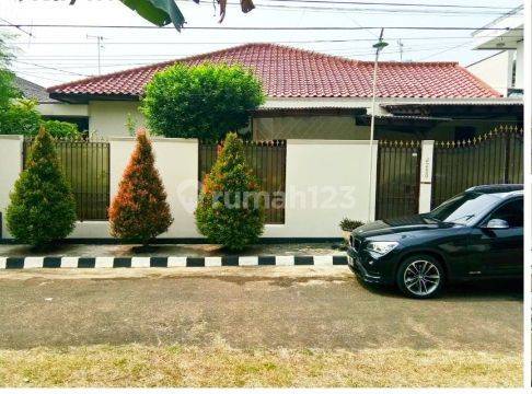 Rumah Asri, Nyaman, Tenang Di Komplek Megapolitan Cinere Estate 1