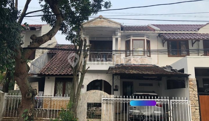 Rumah 2 Lantai, Asri,5 Menitan ke Tol Krukut,Komplek Graha Cinere