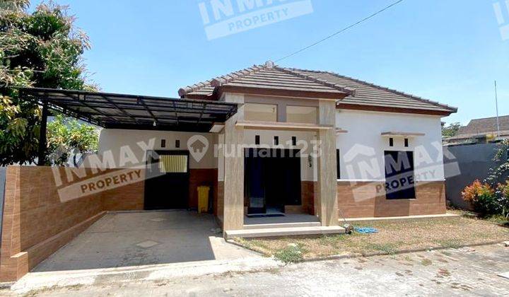 Rumah Villa 3 Kamar Bangunan Minimalis Terawat Junrejo Kota Batu  1