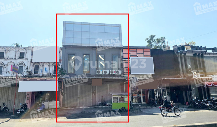 For Rent: Spacious 2-Story Shop House in Borobudur Area, Suitable for Office Business For Rent: Spacious 2-Story Shop House in Borobudur Area, Suitable for Office Business