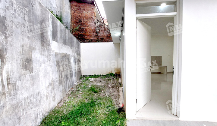 Minimalist 2-Storey New House in Arjosari, Malang, Near School
