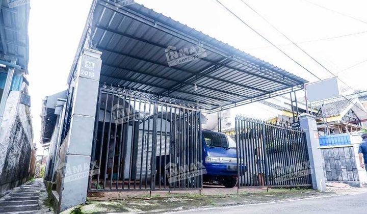 Rumah Luas di Silo Jember, Ada Jemuran Dan Tandon di Lantai Atas 1