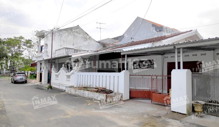 Rumah Kontrakan Minimalis 2 Kamar Borobudur Malang, Row Jalan Lebar 1