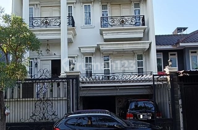 Jual Rumah Mewah 3½ LT, Daan Mogot Baru Kalideres Jakarta Barat