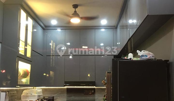 Turun Harga Lagi,dijual Rumah Cantik,taman Royal Tangerang 16