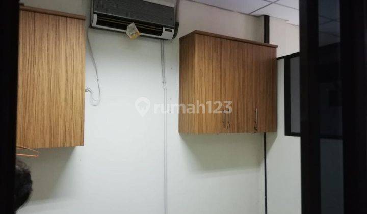 Dijual Ruko di Kawasan Tanah Abang Jakarta Pusat Harga Nego 2