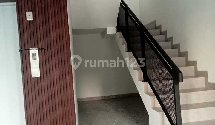 Jual Rumah Brand New Sutra Flamboyan Alam Sutra Tangerang 2
