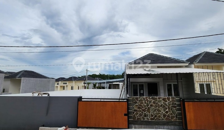 Minimalist House Tenjo City Residence, Singabangsa Bogor West Java 1