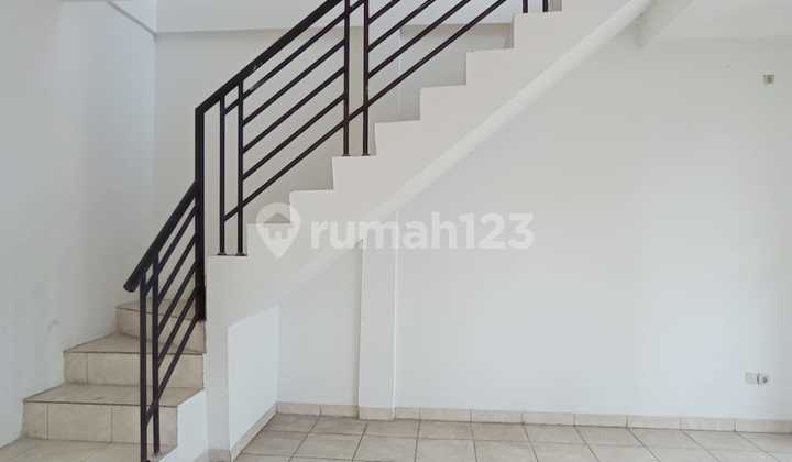 Strategic Shop House for Sale, Ready to Occupy, GOLDEN CITY SEPATAN Tangerang 2