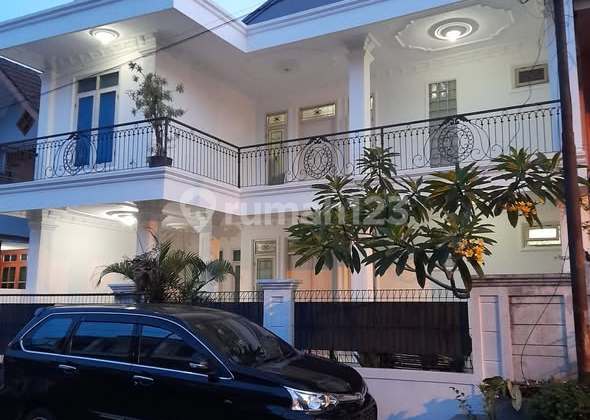 Sell Modern, Minimalist House in Griya Loka BSD, South Tangerang Sell Modern, Minimalist House in Griya Loka BSD, South Tangerang