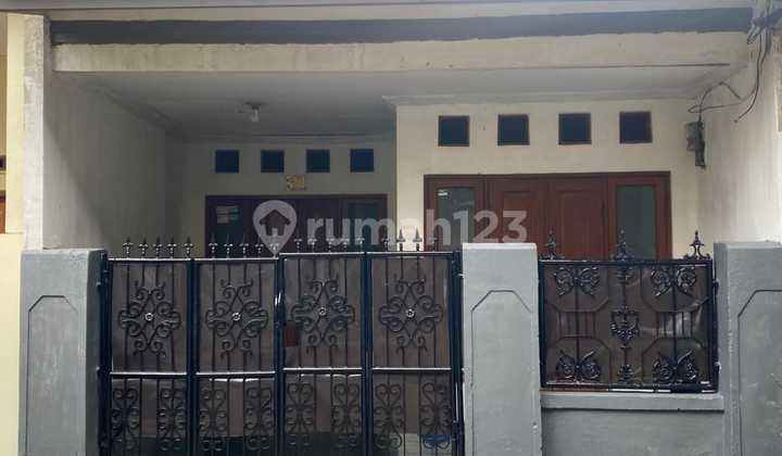 Jual Rumah Strategis Dekat Summarecon Gading Serpong Tangerang Jual Rumah Strategis Dekat Summarecon Gading Serpong Tangerang