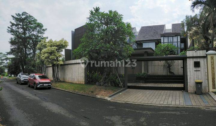 Rumah Dijual,mewah,dan Luas,hadap Golf Modernland Tangerang 2