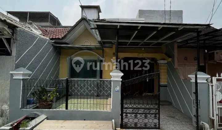 Cheap Sale, Ready-to-Occupy House, Puri Megah Cipondoh, Tangerang City