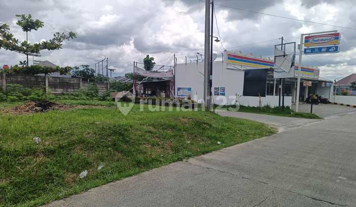 Tanah depan perumahan di Jambe Tangerang cocok untuk Alfa Mart 1