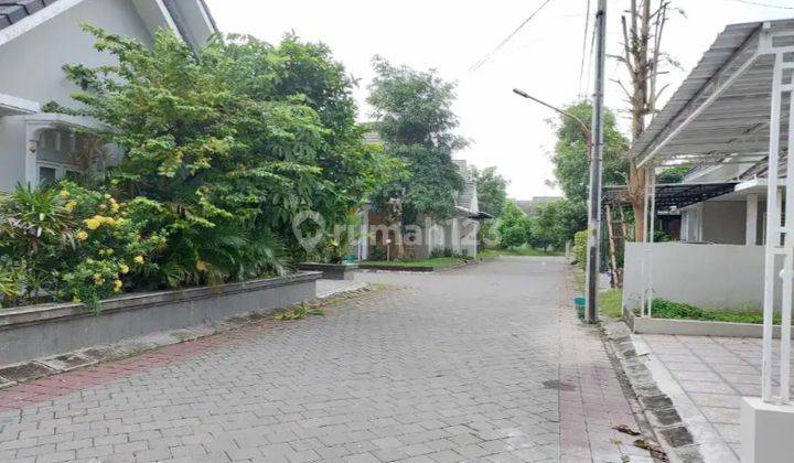 Rumah Baru 2 lantai furnish di Cluster Pabelan, Solo 4