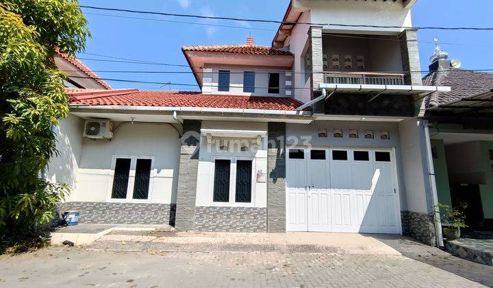 Rumah 2 Lantai Di Perumahan Eksklusif Gentan Dekat Solo Baru 1