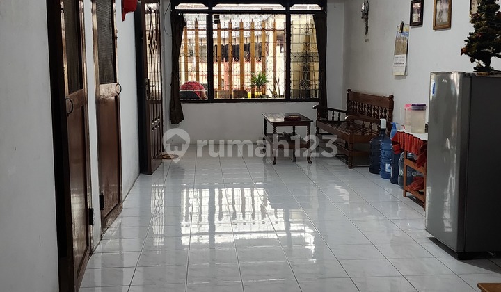 Rumah Daerah Darmo2an Surabaya Barat Dekat Keramaian 1