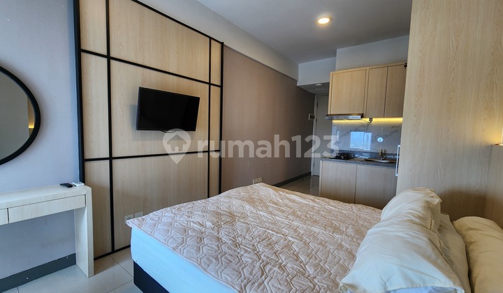 Anderson Studio Apartment Minimalist Furnished Good Neat Maintained Pakuwon Mall