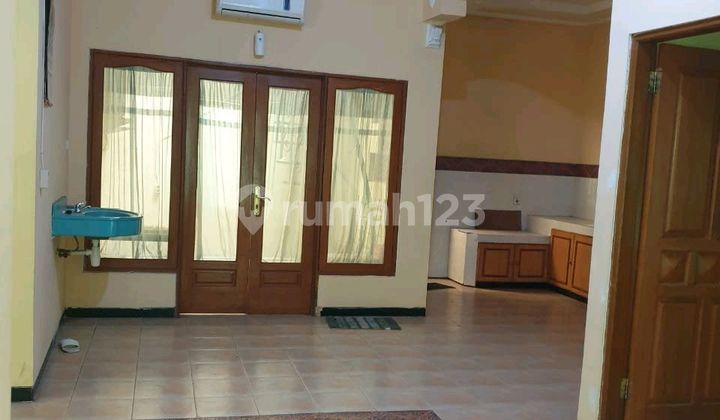 Rumah 2 Lantai Darmo Indah Surabaya Barat 2