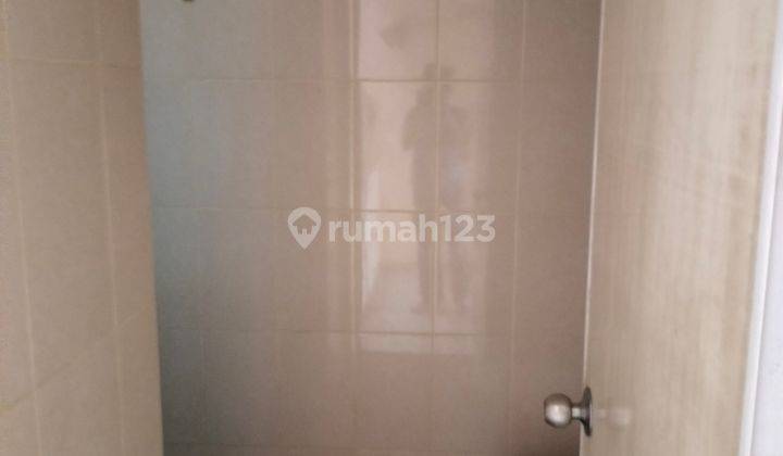 Disewakan Ruko 3 Lantai Jalan Raya Cipondoh Depan Rs Emc 2