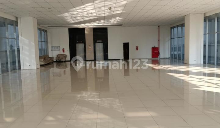 Office Space for Rent Facing Ton Street