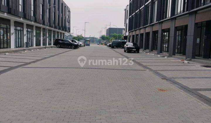 Disewakan Ruko Hampton Gading Serpong Tangerang 2