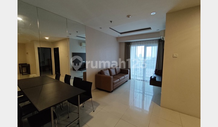 Excellent Unit, Well Maintained 2 Bedrooms With Study Room At Jakarta Residence Near MRT