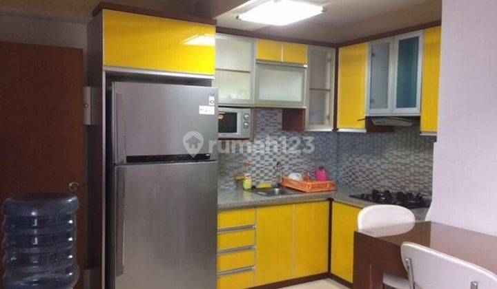 Dijual Murah Apartemen 2 Kamar Nyaman, Nicely Renovated, Fasilitas Lengkap Dan Tersedia Balkoni di Taman Rasuna 2