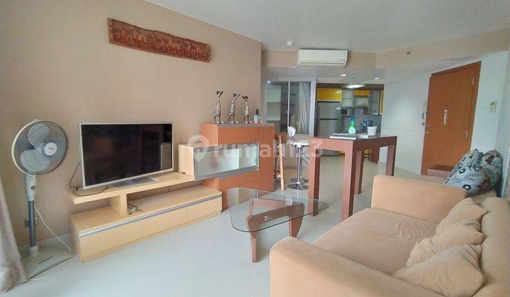 Dijual Murah Apartemen 2 Kamar Nyaman, Nicely Renovated, Fasilitas Lengkap Dan Tersedia Balkoni di Taman Rasuna 1