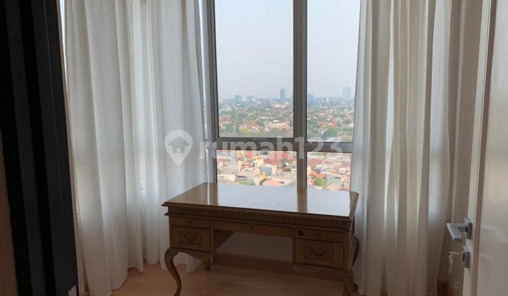 Minimalist 2 Bedrooms Unit Fully Furnished At Essence Darmawangsa 2