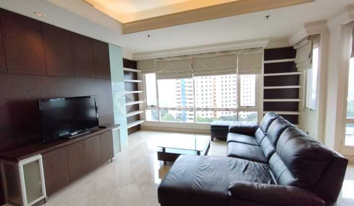 Spacious And Nice Unit With Cozy 2 Bedrooms At Scbd Suites Strategic Area