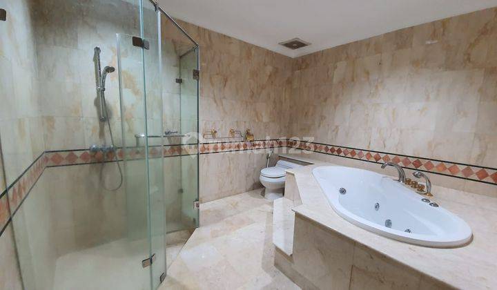 For Sale Penthouse Unit Dengan 4+1 Kamar Fully Furnished di Permata Gandaria 7 Menit Jalan Kaki Ke Gandaria City Mall 9