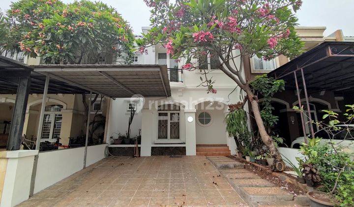 Excellent Bright, Renovated 2 Storey House In A Compund With 3 Bedrooms At Pos Pengumben Area 1