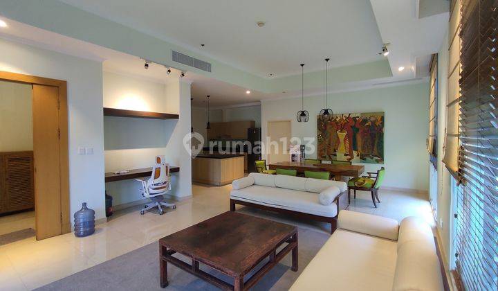 Spacious And Private Lift With Nice 3 Bedrooms At Sudirman Residence, Pet Friendly Apartment 1