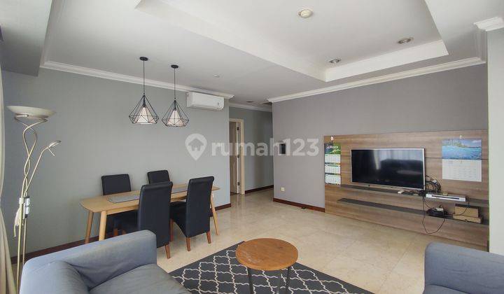 Minimalist Renoveted 2 Bedrooms Fully Funished, Eqquiped With Balcony At Istana Sahid Apartemen 1