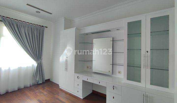 Excellent Unit, Fully Furnished With Cozy 2 Bedrooms At The Bellezza Permata Hijau 2