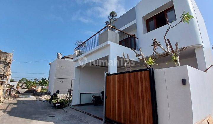 Brand New Villa Sedap Malam Area with a Modern Minimalist Tropical Model in Denpasar, Bali 2