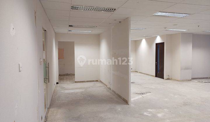 Dijual Office Space Murah, Elegan Dan Nyaman di 18 Office Park  2