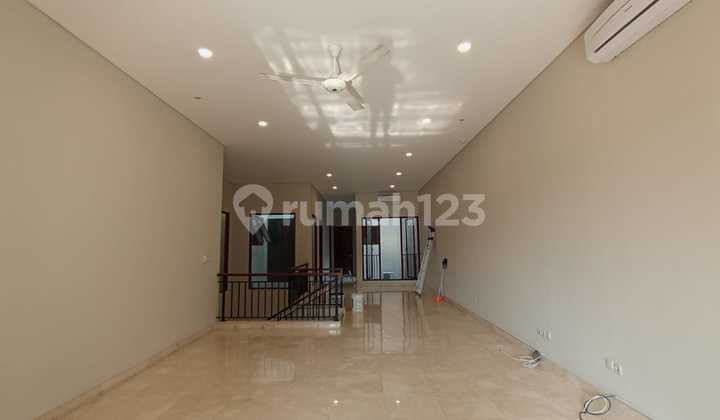 For Rent Wonderful House, Big Pool And Garden, Good Quality Building With Nice 5BR At Kemang Area 2