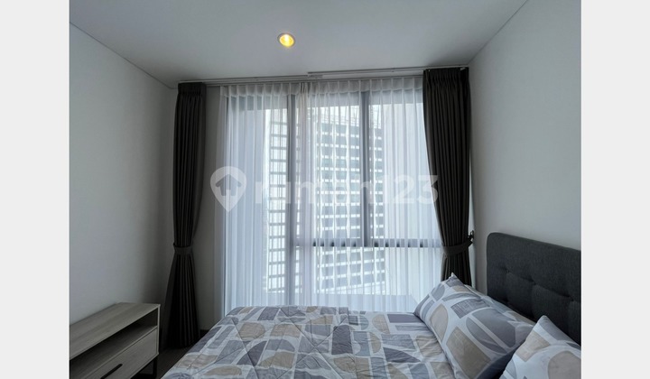 Modern Unit, Fully Furnished With Cozy 2 Bedrooms At Izzara Apartment, Just 16 Million/Month 2