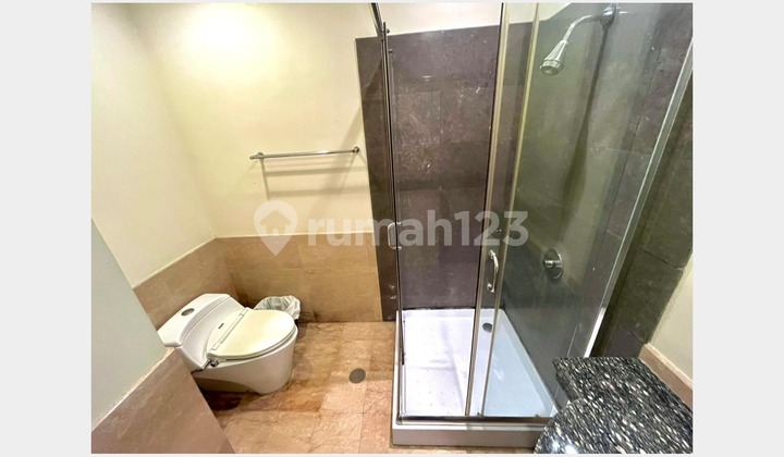 High Class Luxurious Private Residence with Premium 4 Bedrooms in the Capital Residence, SCBD famous area 2