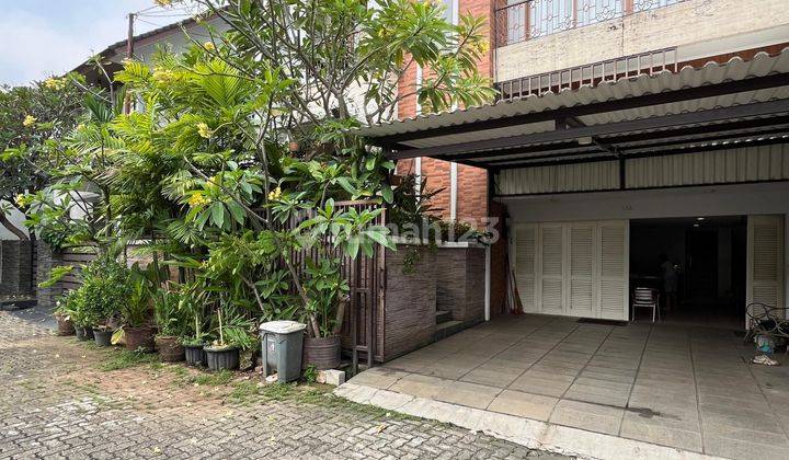 Dijual Tempat Tinggal Premium di Cilandak Barat Rumah Besar Dan Elegan Dengan 4 Kamar 1