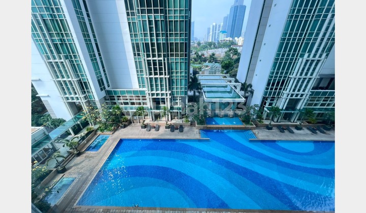 kolam renang exclusive 3br unit, spacious and